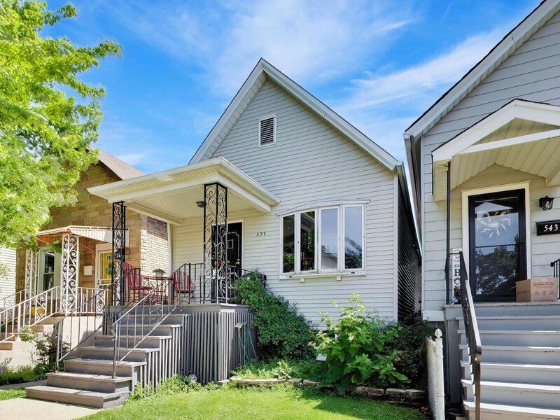 539 W 44th Street Chicago IL 60609