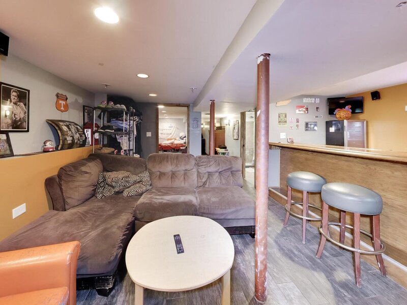 539 W 44th Street Chicago IL 60609