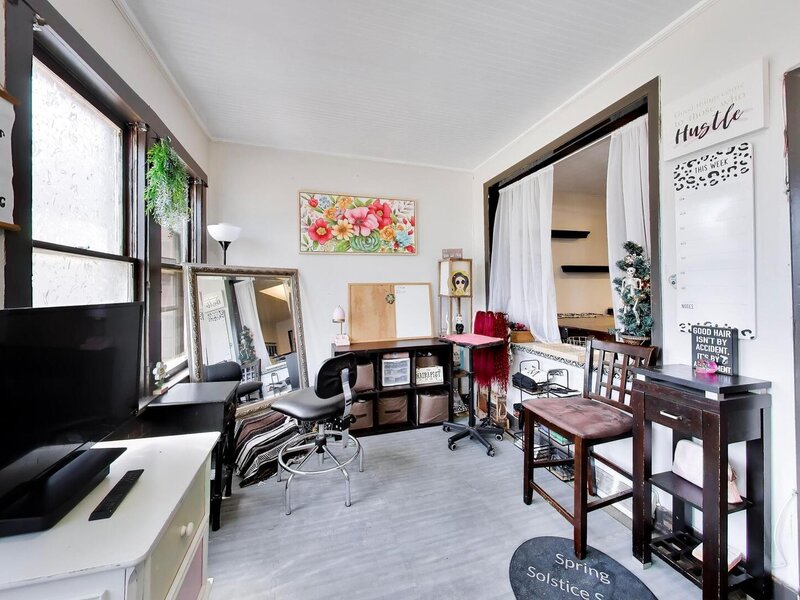 539 W 44th Street Chicago IL 60609