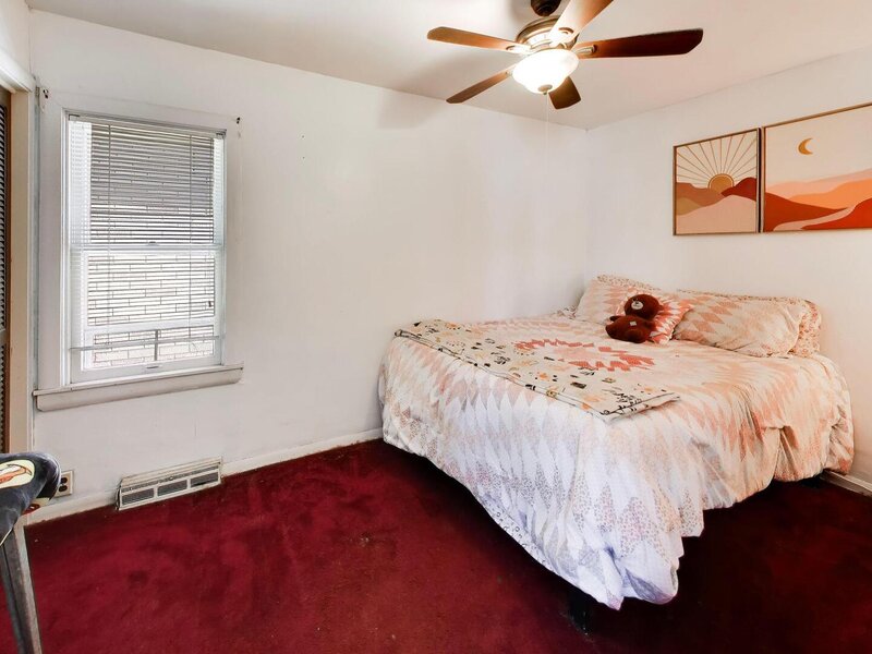 539 W 44th Street Chicago IL 60609