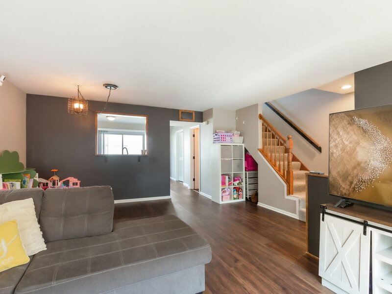 18619 W Sterling Court Grayslake IL 60030