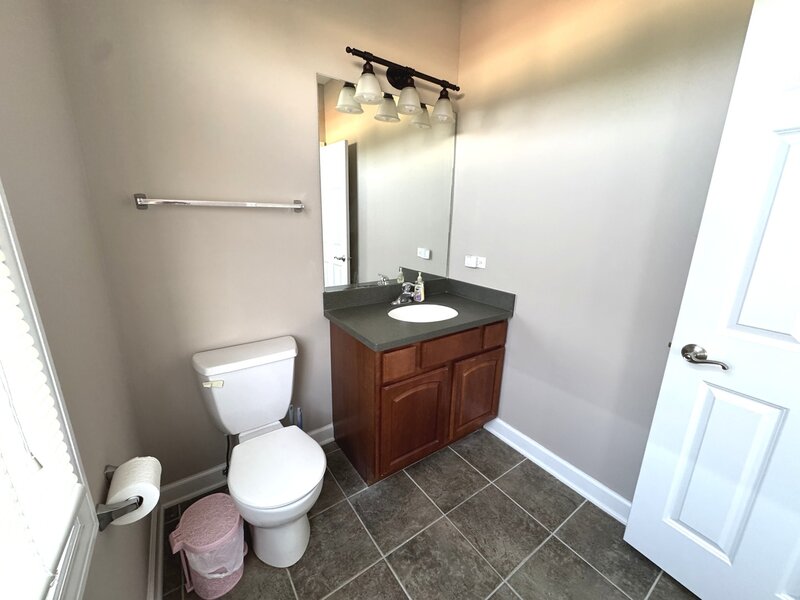 157 Festival Court Elgin IL 60120