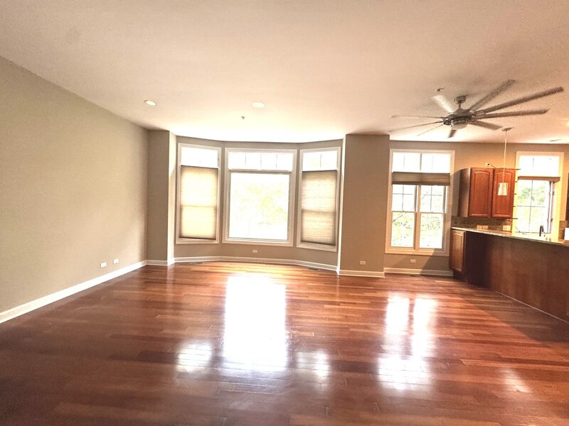 157 Festival Court Elgin IL 60120