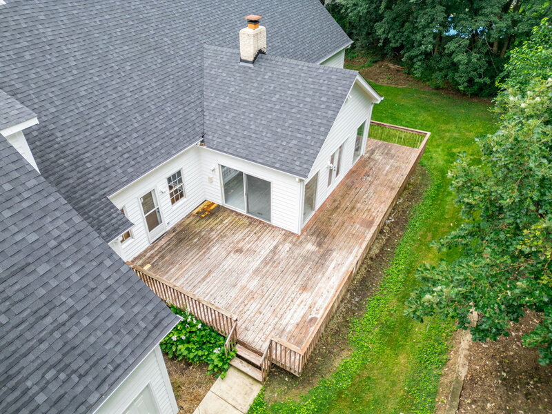 4 S Circle Drive St. Charles IL 60175