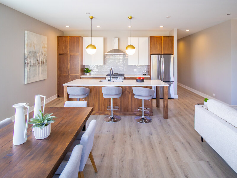 551 E 47th Street Chicago IL 60615