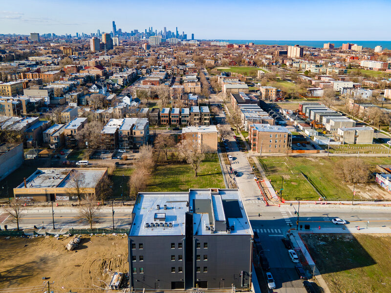551 E 47th Street Chicago IL 60615