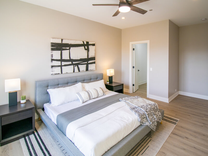 551 E 47th Street Chicago IL 60615