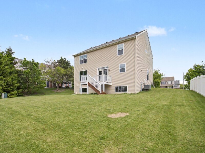 1911 Willoughby Lane Joliet IL 60431