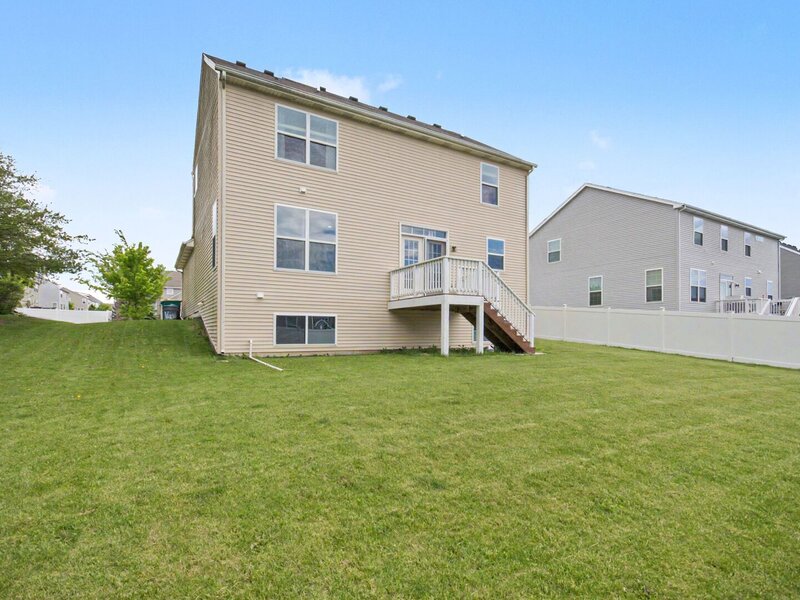 1911 Willoughby Lane Joliet IL 60431