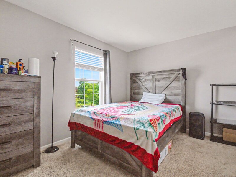 1911 Willoughby Lane Joliet IL 60431