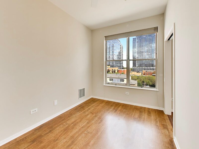 1631 S Michigan Avenue Chicago IL 60616