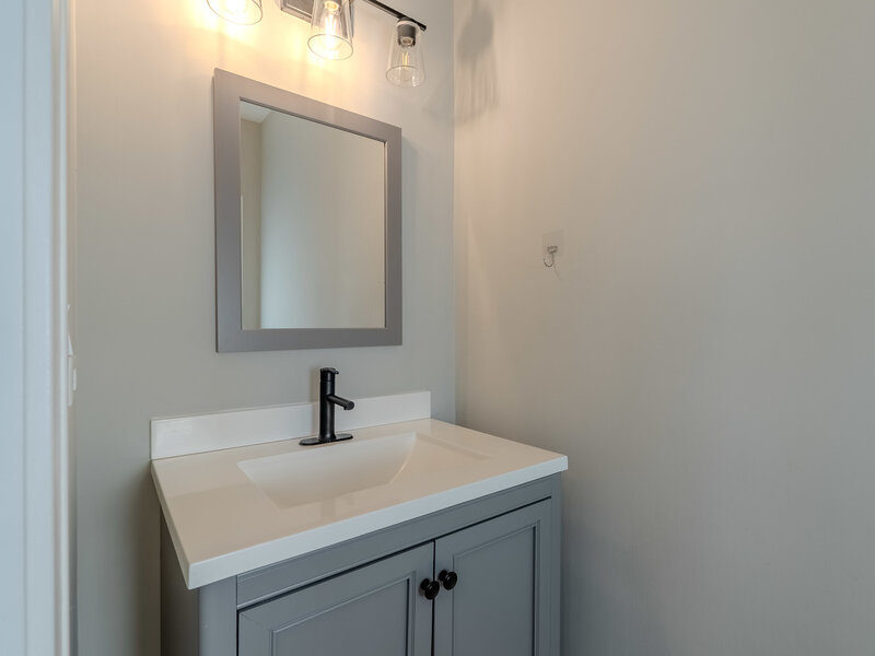 411 W Pierce Road Itasca IL 60143