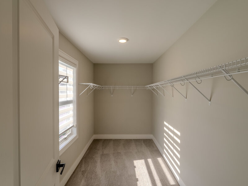411 W Pierce Road Itasca IL 60143