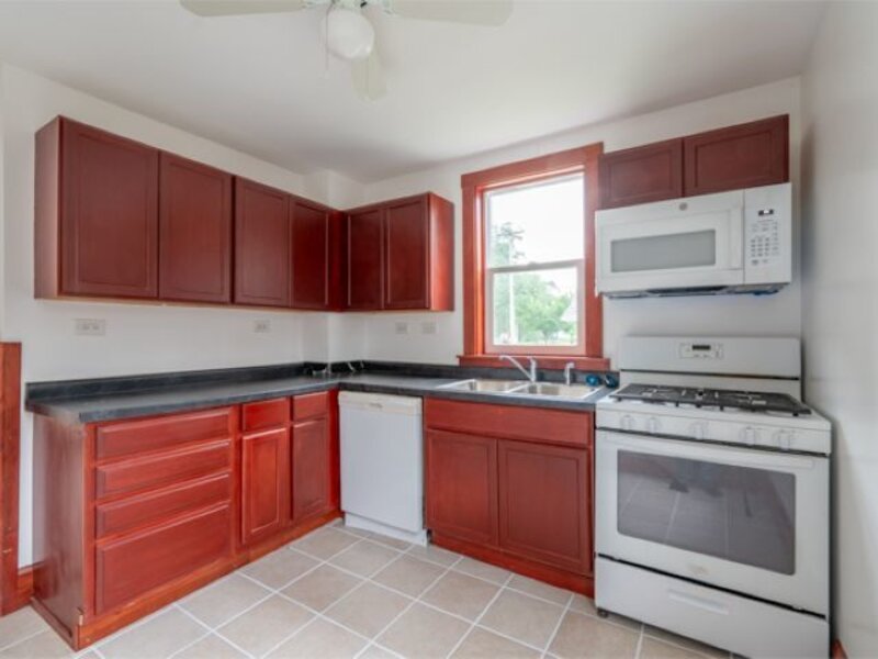 1604 Grant Avenue Rockford IL 61103