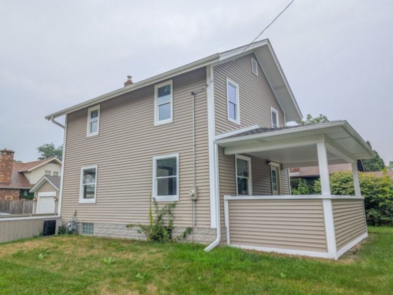 1604 Grant Avenue Rockford IL 61103