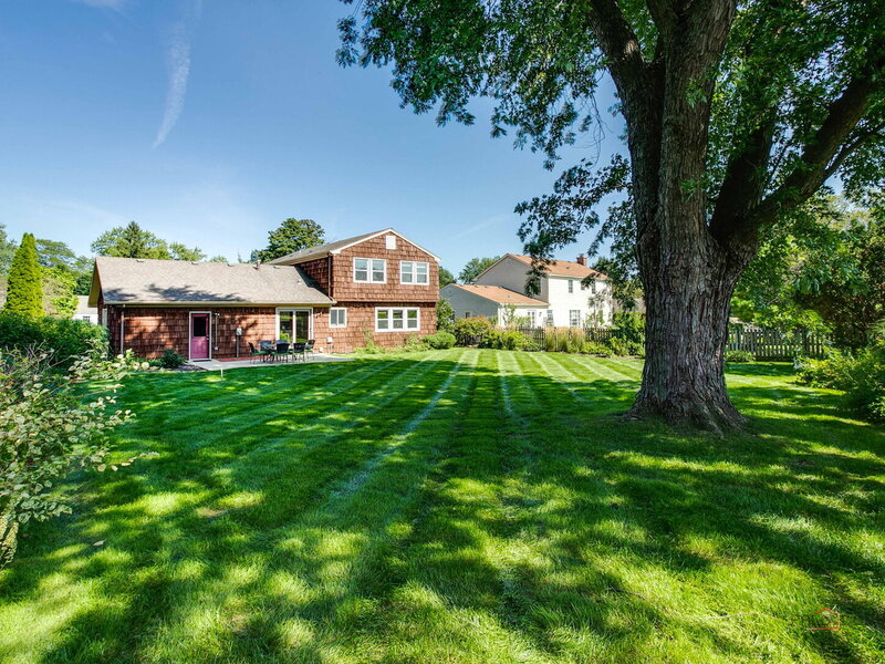 521 Arborgate Lane Buffalo Grove IL 60089