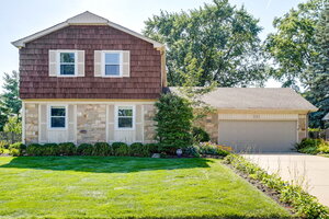 Photo of 521 Arborgate Lane Buffalo Grove IL 60089