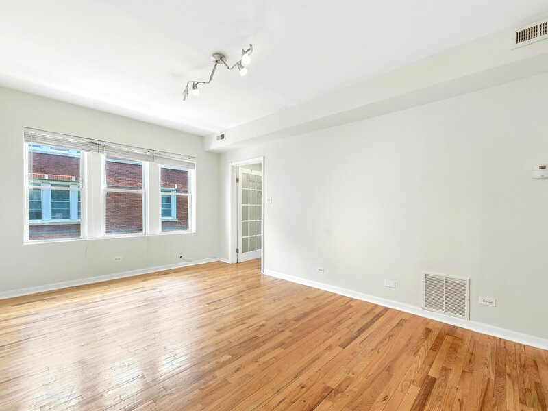 1301 E 71st Place Chicago IL 60619
