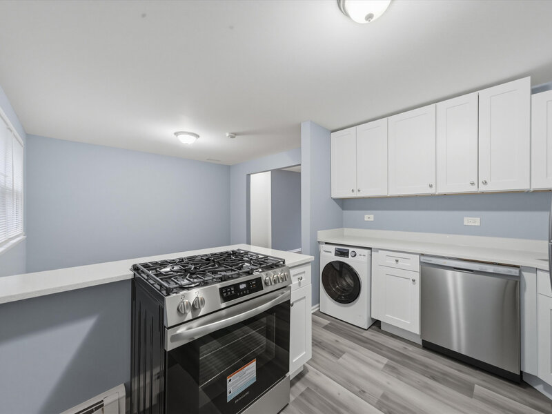 6921 N Ashland Boulevard Chicago IL 60626