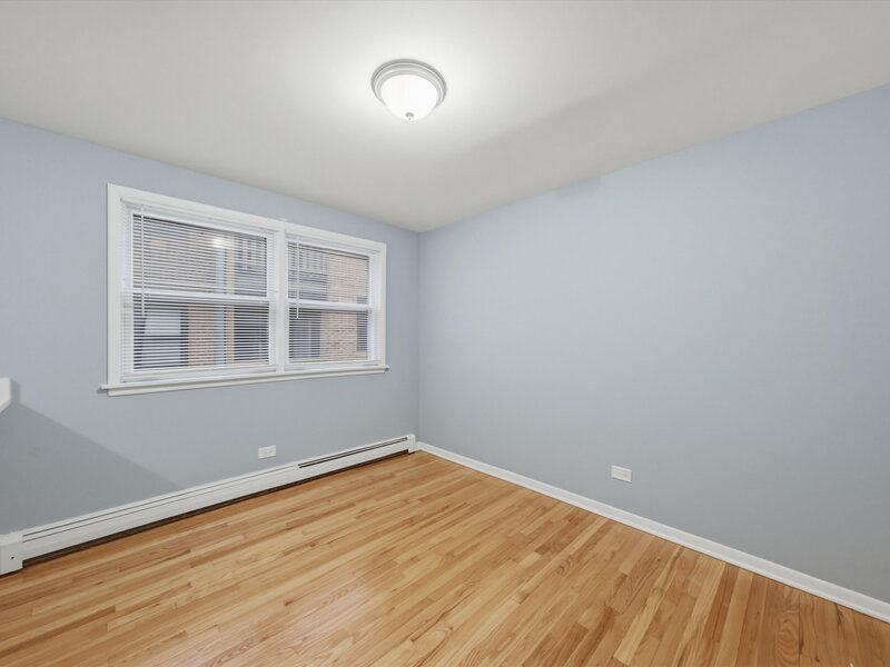 6921 N Ashland Boulevard Chicago IL 60626