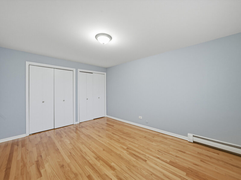 6921 N Ashland Boulevard Chicago IL 60626