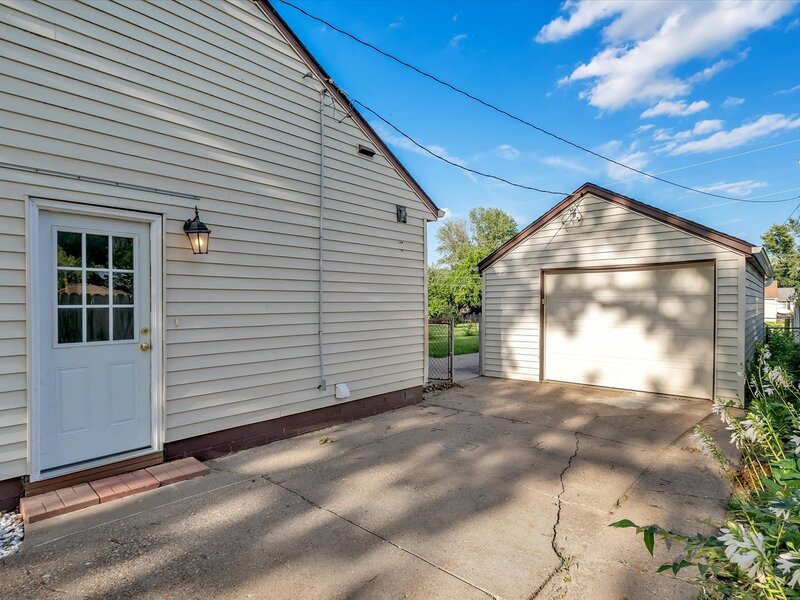 2317 44th Street Rock Island IL 61201