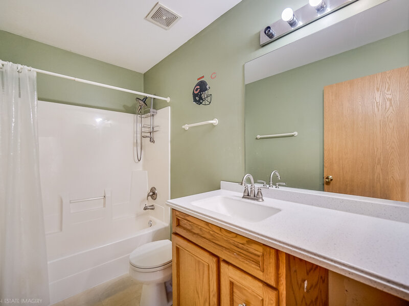 1434 Hawk Drive Bolingbrook IL 60490