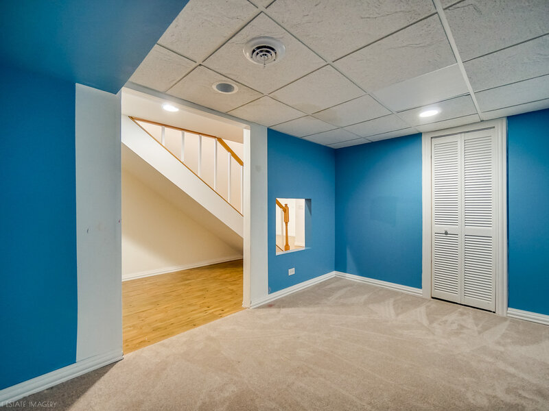 1434 Hawk Drive Bolingbrook IL 60490