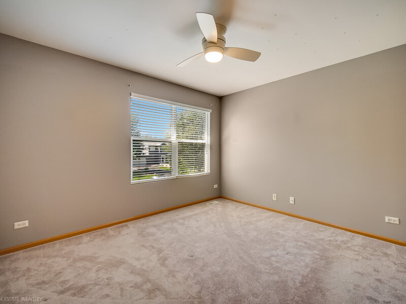 1434 Hawk Drive Bolingbrook IL 60490