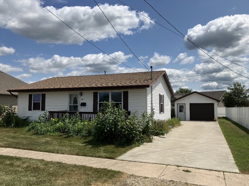 1115 S Broadway Street Coal City IL 60416