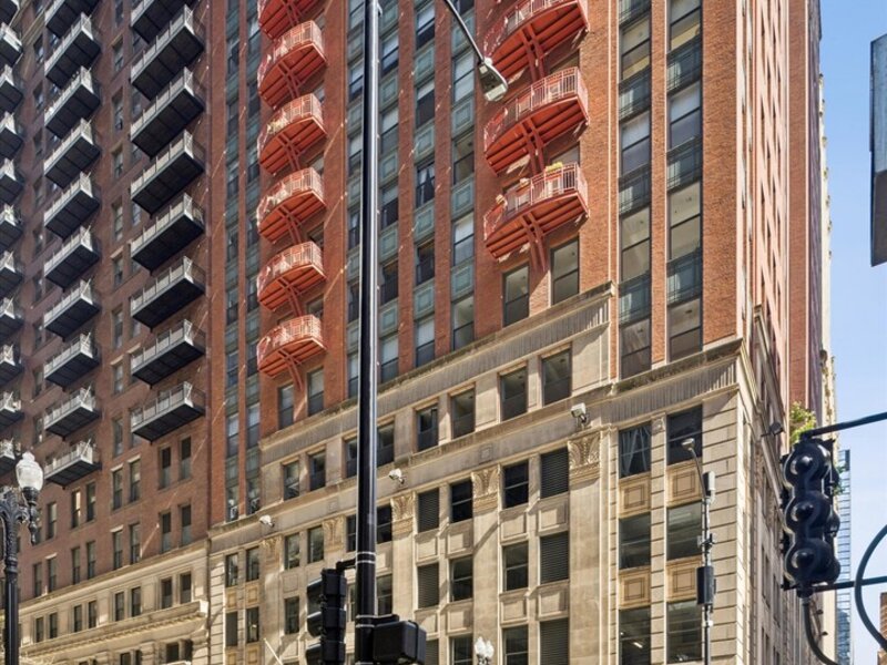 208 W Washington Street Chicago IL 60606