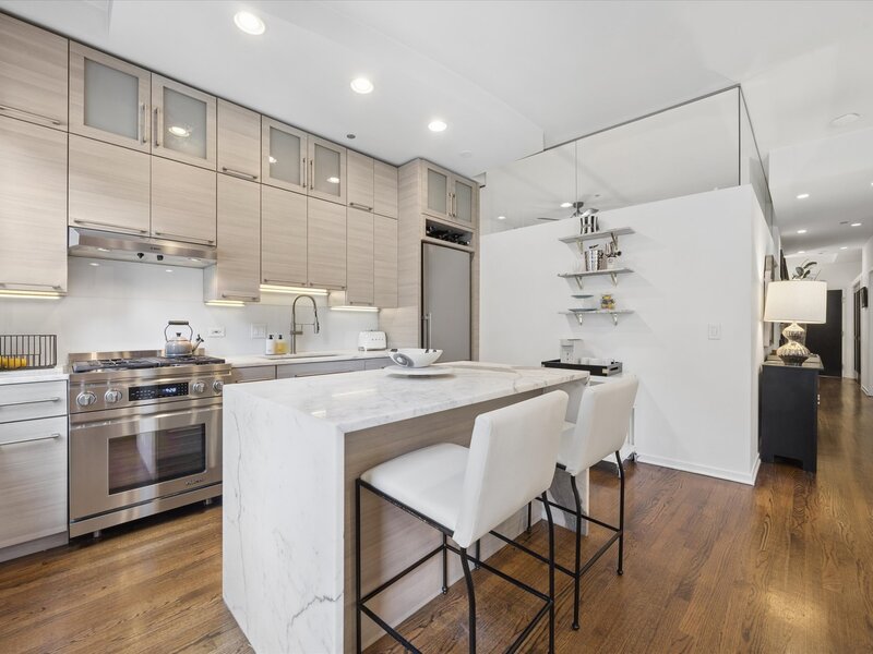 208 W Washington Street Chicago IL 60606