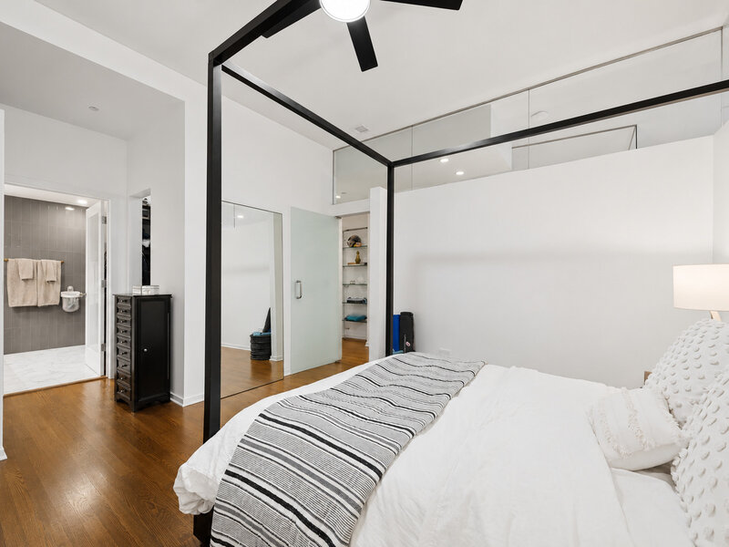 208 W Washington Street Chicago IL 60606