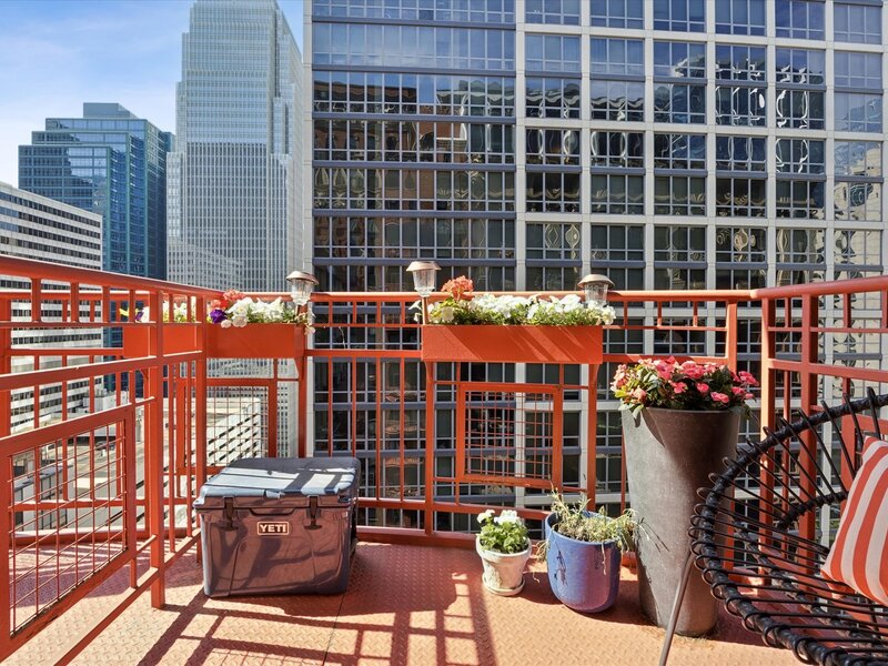 208 W Washington Street Chicago IL 60606