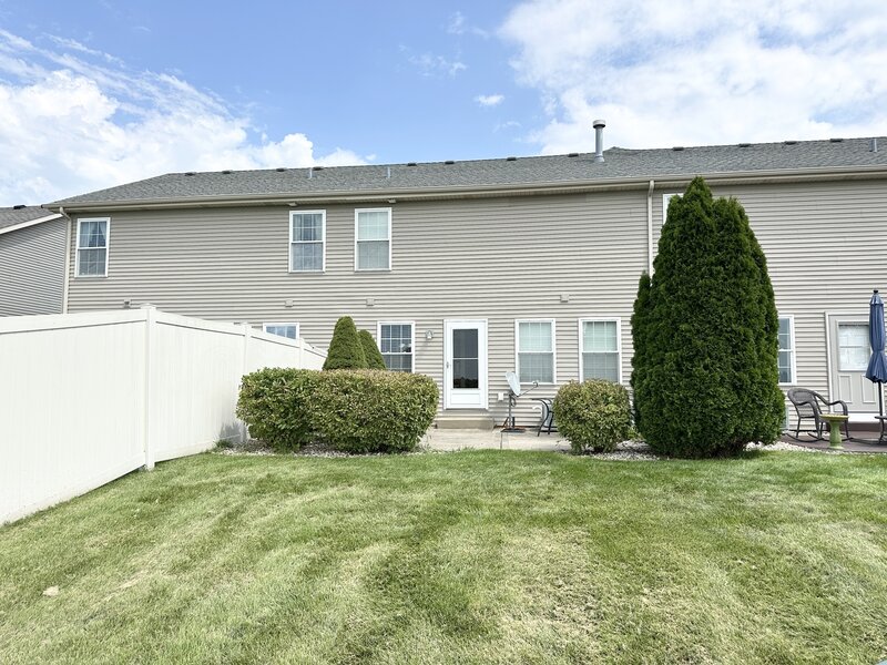 2083 Summerfield Lane Bourbonnais IL 60914