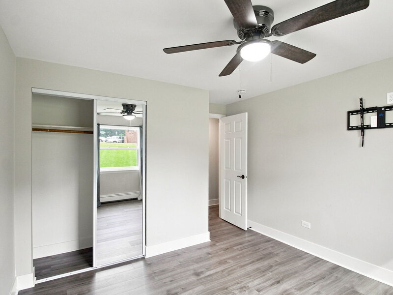 9986 S 84th Terrace Palos Hills IL 60465