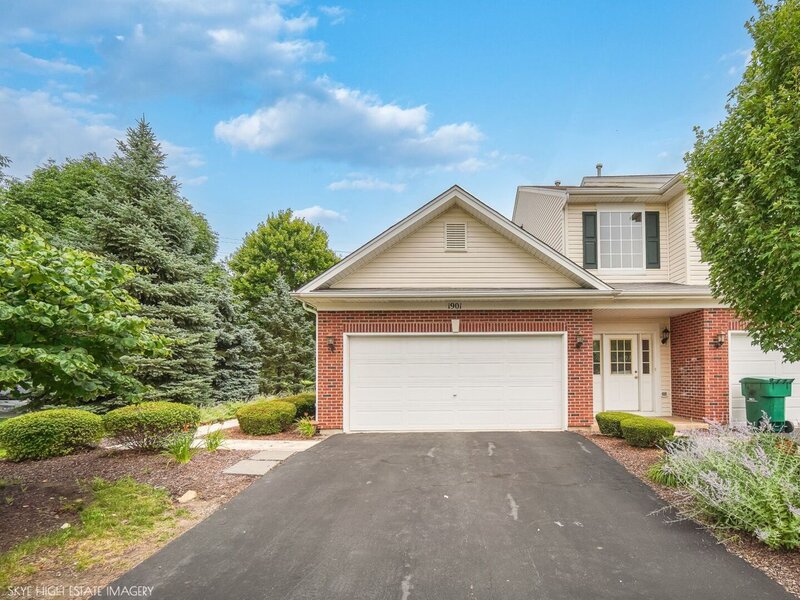 1901 W Crestview Circle Romeoville IL 60446