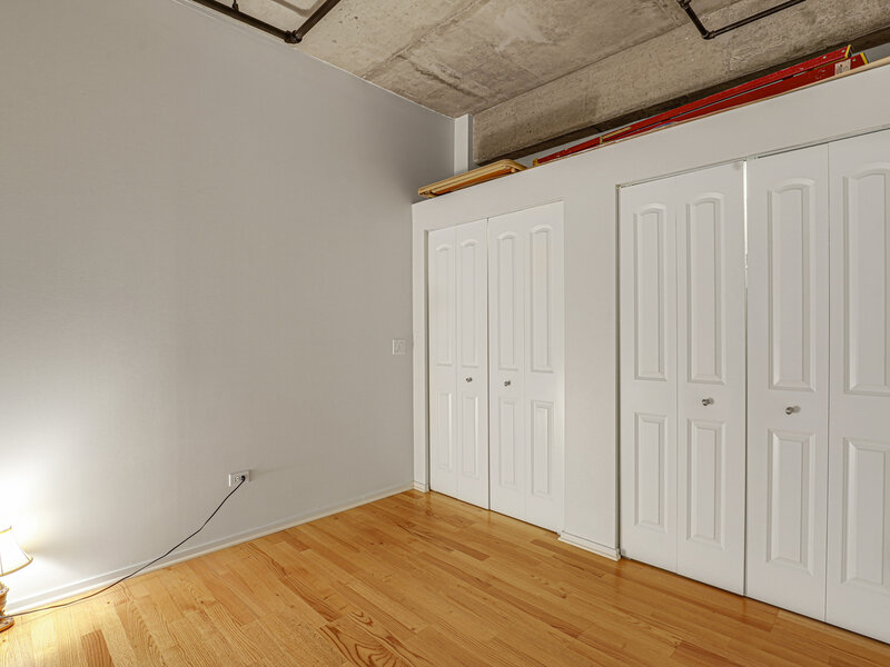 6 S Laflin Street Chicago IL 60607