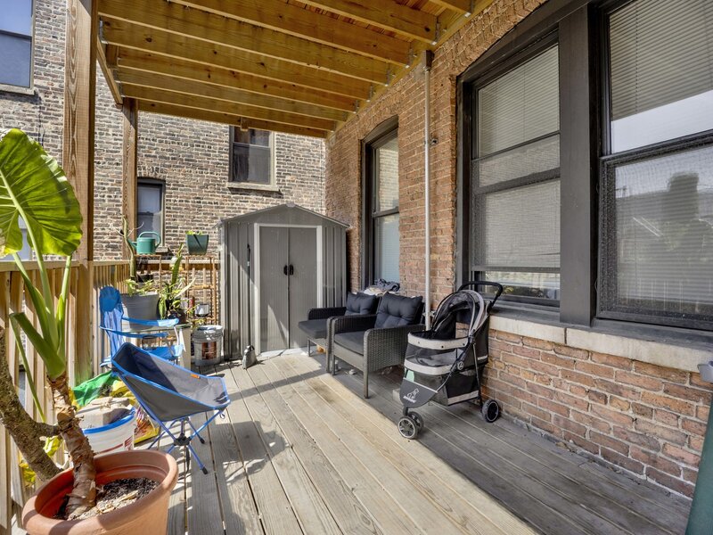 614 S Loomis Street Chicago IL 60607