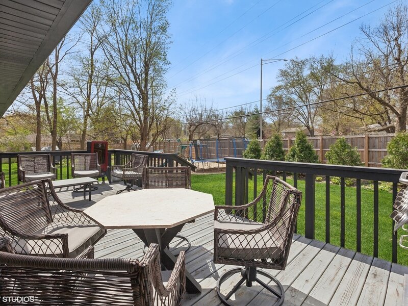 841 Hawthorne Drive Naperville IL 60540