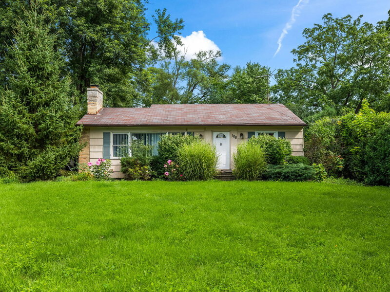 108 South Parkway Prospect Heights IL 60070
