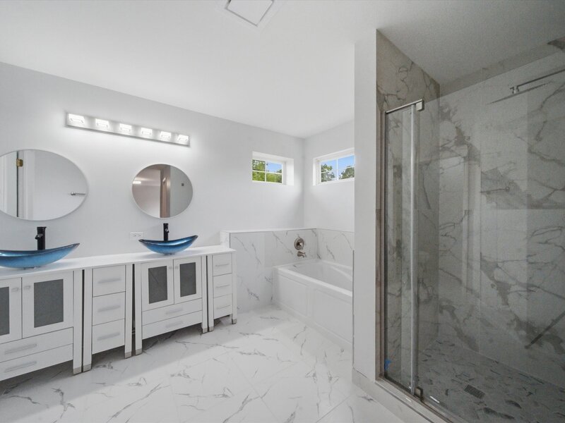 2210 Fieldcrest Drive Mundelein IL 60060