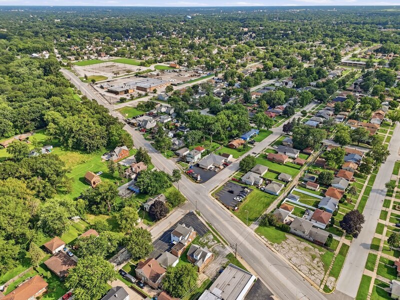 404 River Oaks Drive Calumet City IL 60409