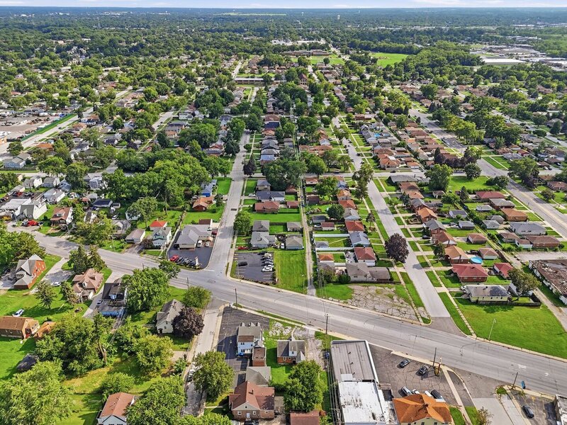 404 River Oaks Drive Calumet City IL 60409