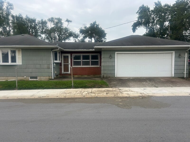 3002 Miller Avenue South Chicago Heights IL 60411