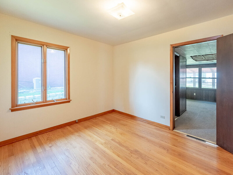 3002 Miller Avenue South Chicago Heights IL 60411