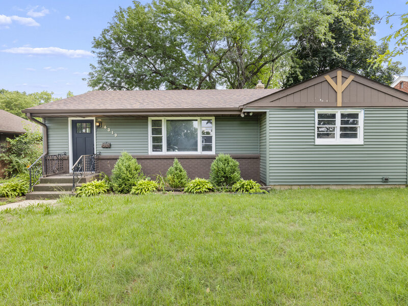6319 Park Ridge Road Loves Park IL 61111