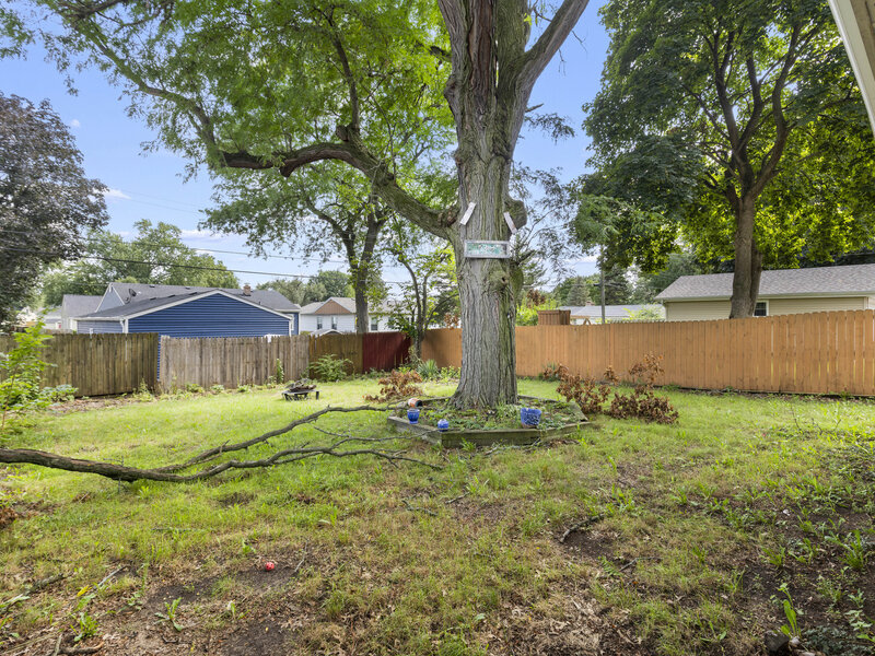 6319 Park Ridge Road Loves Park IL 61111
