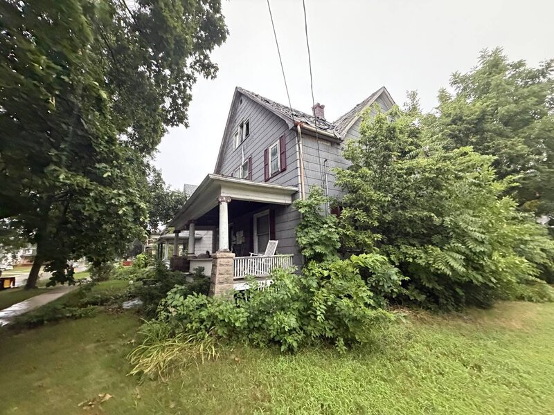 1628 S 5th Street Rockford IL 61104