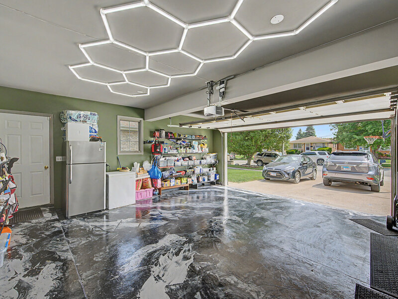 7716 Leclaire Avenue Burbank IL 60459